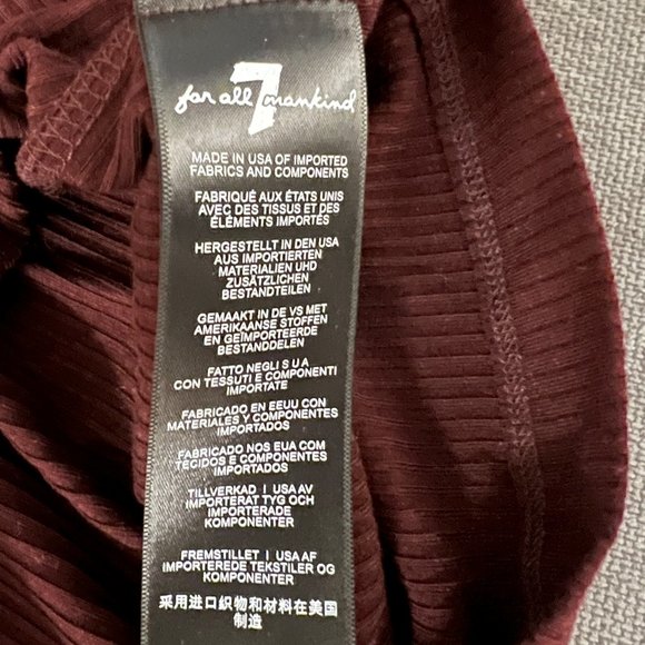 Elegant Maroon Turtleneck Top - Picture 6 of 9